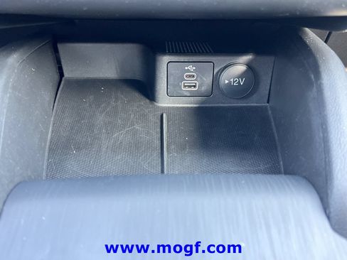 Used 2025 Ford Escape ST-Line FWD image 10