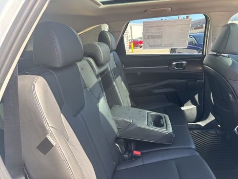 New 2026 Kia Sorento S w/ S Panoramic Sunroof Package AWD/4WD image 14