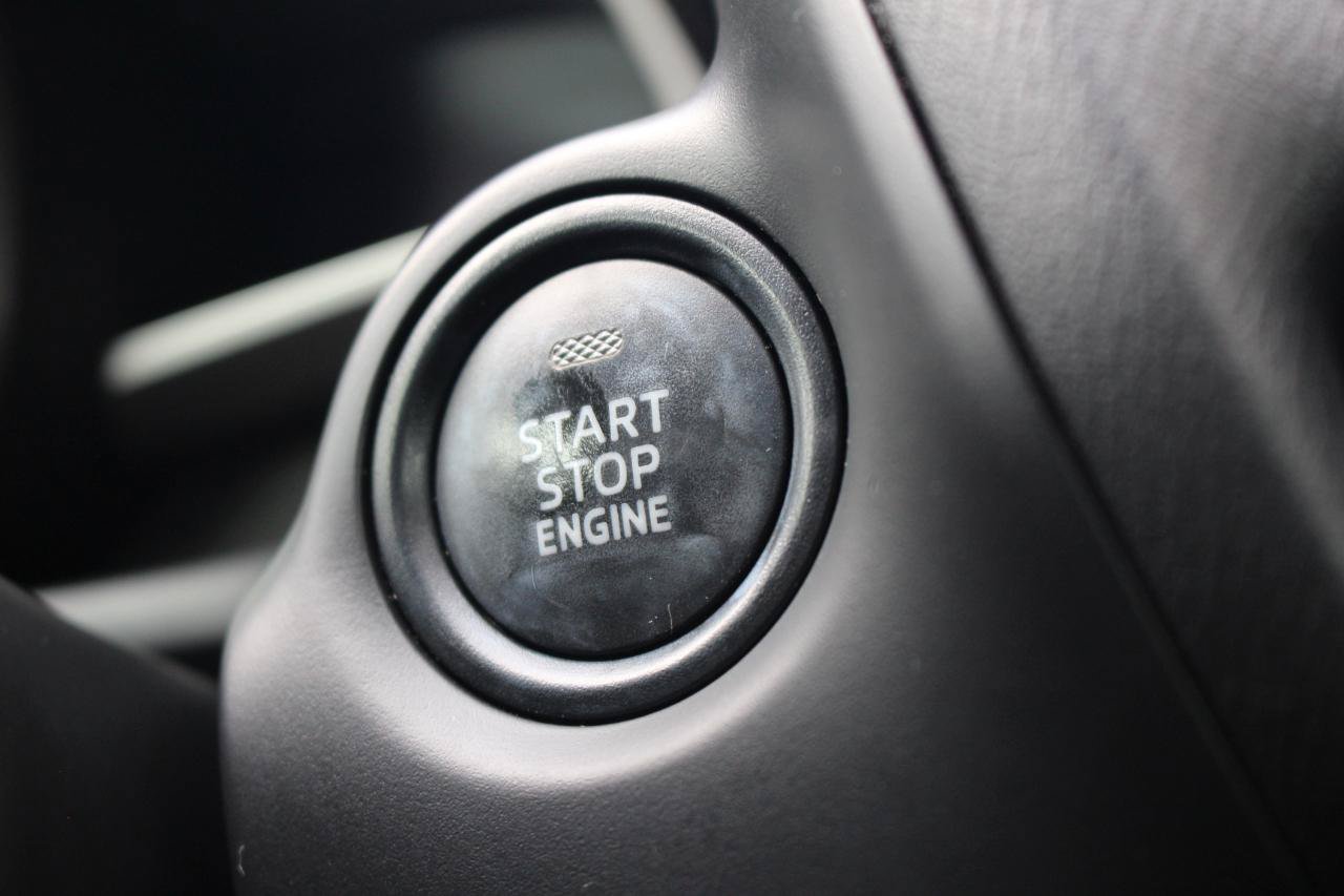 Used 2016 MAZDA MAZDA3 i Touring FWD image 23