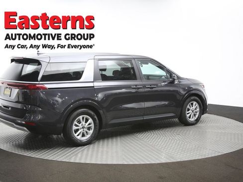 Used 2024 Kia Carnival LX image 42