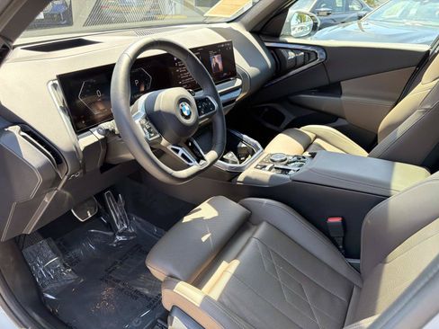 Used 2025 BMW X3 xDrive30i w/ Premium Package AWD/4WD image 14