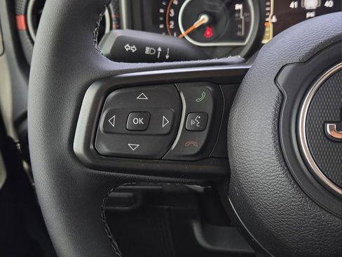New 2026 Jeep Gladiator Rubicon AWD/4WD image 9