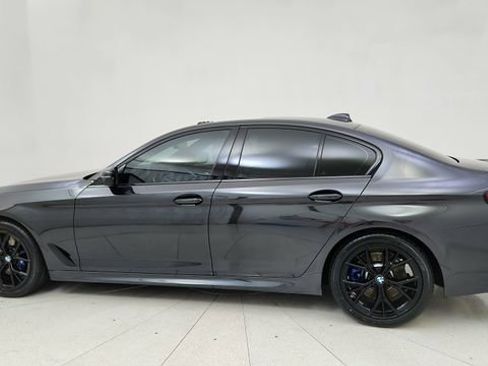 Used 2023 BMW 530i w/ M Sport Package image 4