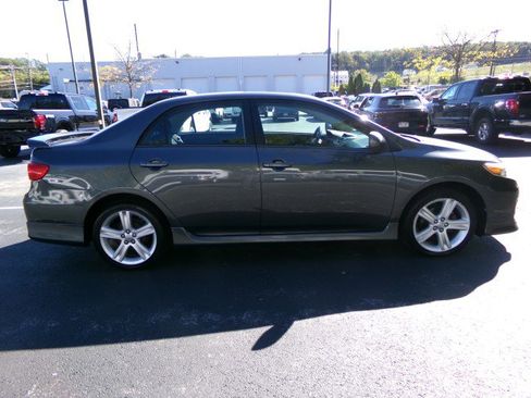 Used 2013 Toyota Corolla S w/ Premium Pkg image 12