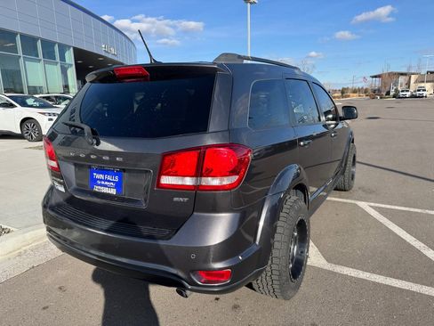 Used 2017 Dodge Journey SXT w/ Premium Group image 7