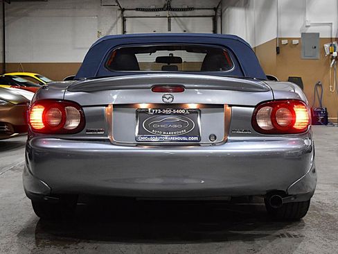 Used 2003 MAZDA MX-5 Miata Shinsen RWD image 7