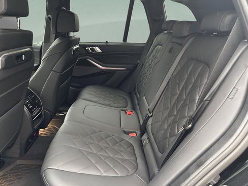 Used 2026 BMW X5 xDrive40i w/ M Sport Package image 28