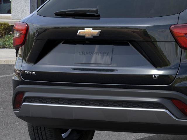 New 2026 Chevrolet Trax LT w/ LT Convenience Package FWD image 14