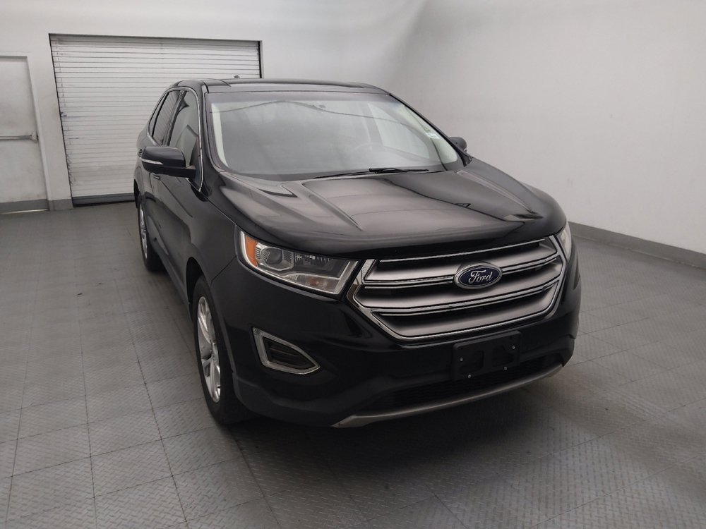Used 2018 Ford Edge Titanium w/ Equipment Group 301A FWD image 14
