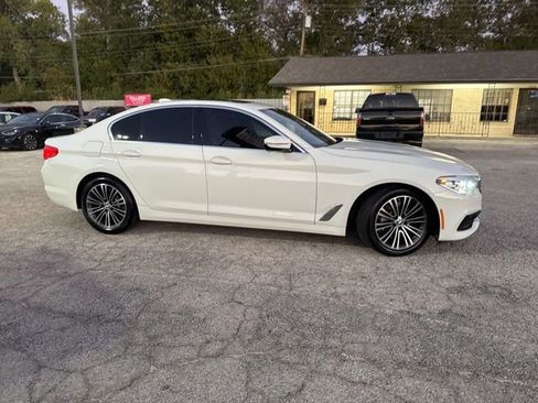 Used 2019 BMW 530i w/ Convenience Package image 11