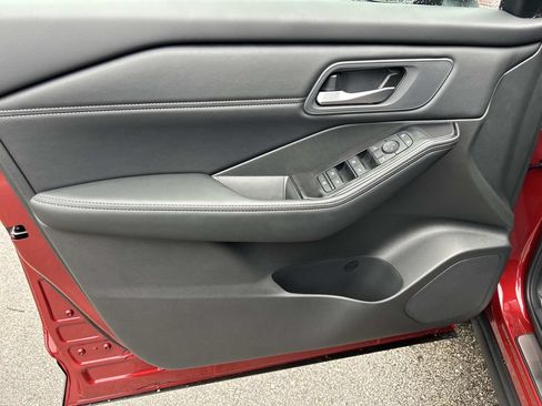 New 2026 Nissan Rogue Dark Armor AWD/4WD image 17
