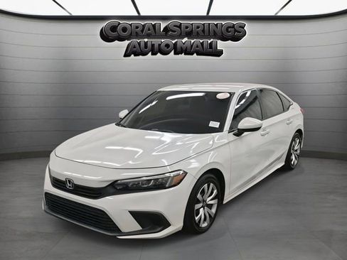 Certified 2022 Honda Civic LX image 3