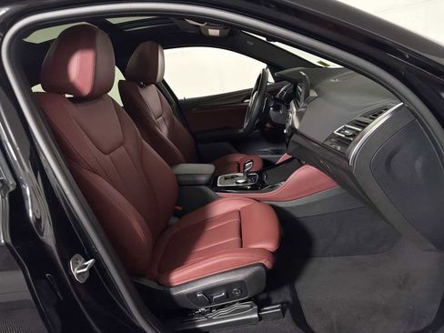 Certified 2024 BMW X4 M40i w/ Parking Assistance Package image 25