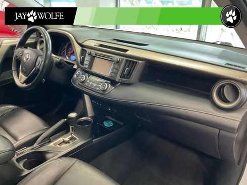 Used 2013 Toyota RAV4 Limited AWD/4WD image 18