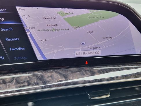 Certified 2022 Cadillac Escalade Premium Luxury image 16