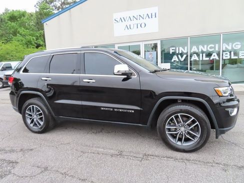Used 2018 Jeep Grand Cherokee Limited w/ Luxury Group II image 7