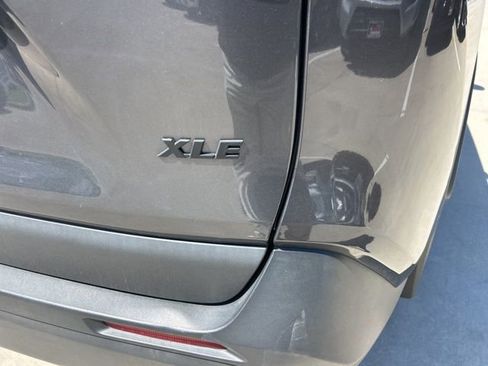 Used 2024 Toyota RAV4 XLE w/ Convenience Package image 4