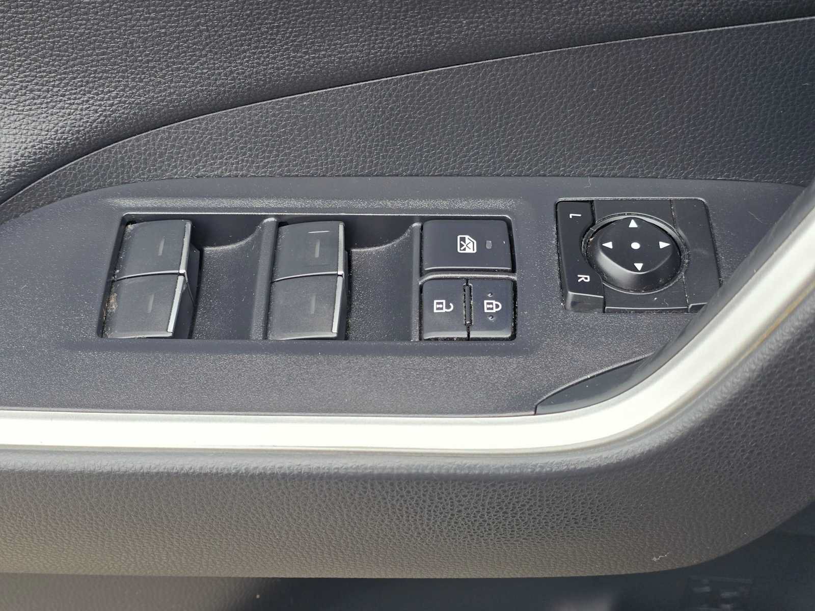 Certified 2023 Toyota RAV4 Limited AWD/4WD image 28
