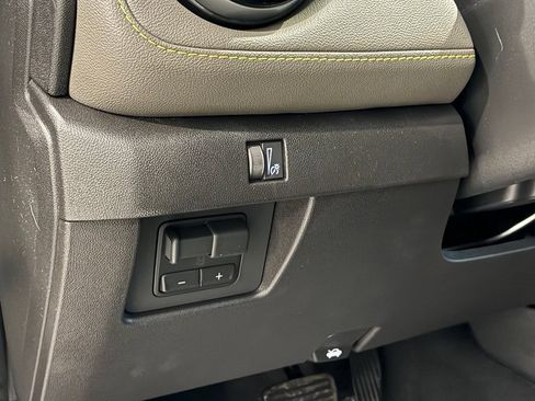 New 2026 Chevrolet Colorado ZR2 AWD/4WD image 9