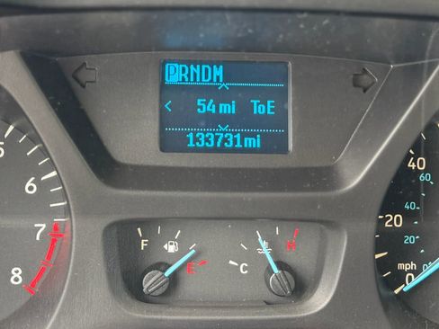 Used 2015 Ford Transit 250 148 Medium Roof RWD image 22