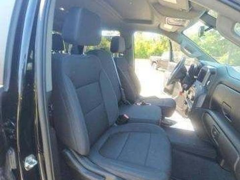 Used 2021 Chevrolet Silverado 1500 Custom Trail Boss w/ Midnight Edition AWD/4WD image 17