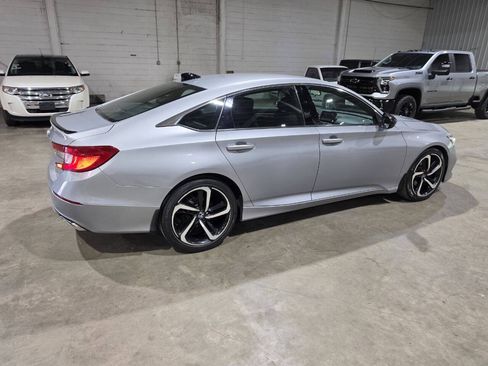 Used 2021 Honda Accord Sport image 12