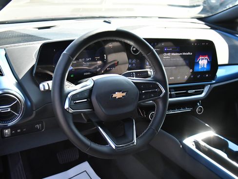 Used 2024 Chevrolet Equinox EV LT w/ LPO, Trailering Package image 14