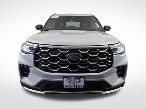 Certified 2025 Ford Explorer Platinum w/ LUX Leather Package image 2