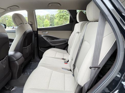 Used 2017 Hyundai Santa Fe Sport image 37