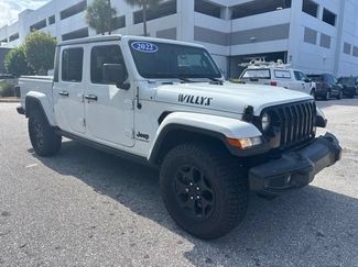 Used 2022 Jeep Gladiator Sport AWD/4WD video 1
