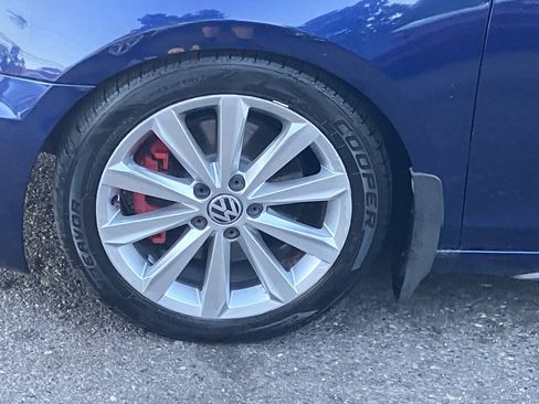 Used 2011 Volkswagen GTI 2-Door FWD image 14