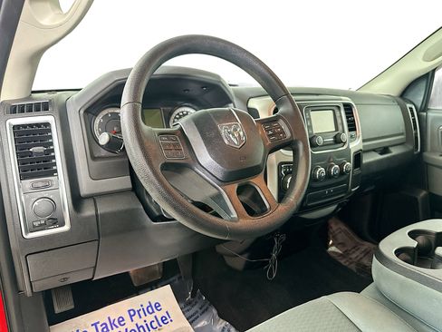 Used 2017 RAM 1500 Classic SLT image 9