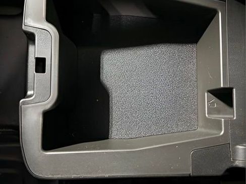 Used 2024 GMC Sierra 2500 Pro w/ Convenience Package image 26