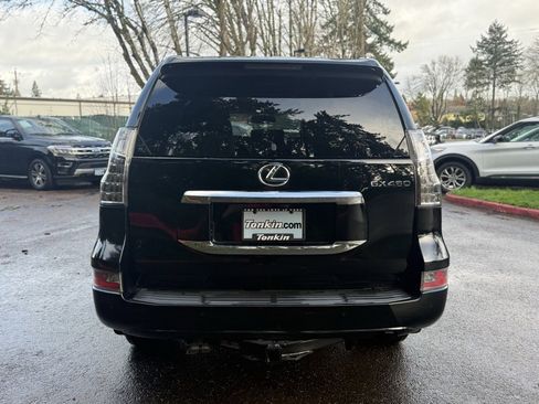 Used 2018 Lexus GX 460 image 14