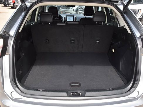 Certified 2022 Ford Edge Titanium image 35