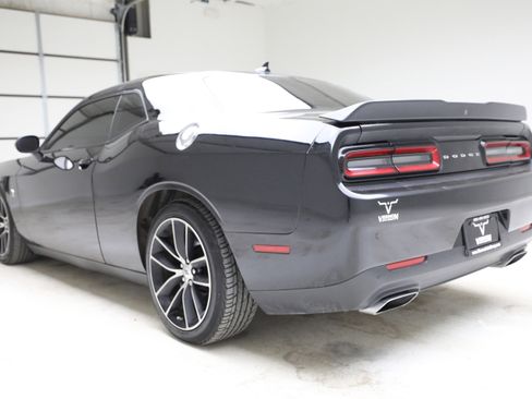 Used 2018 Dodge Challenger R/T Scat Pack image 3
