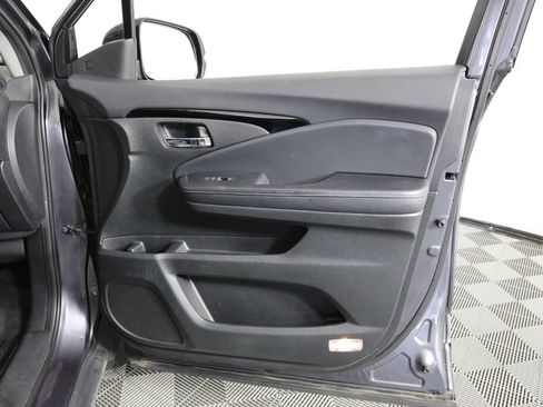 Used 2018 Honda Ridgeline RTL-E image 27