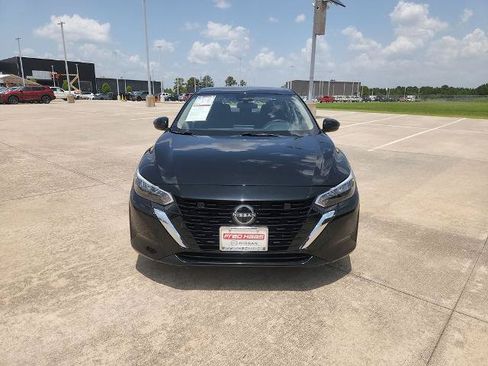 Certified 2025 Nissan Sentra S FWD image 11