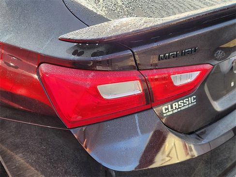 Used 2021 Chevrolet Malibu RS image 7