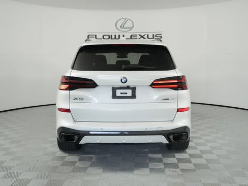Used 2024 BMW X5 sDrive40i w/ M Sport Package image 6
