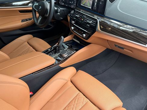 Certified 2023 BMW 530e xDrive w/ M Sport Package image 19