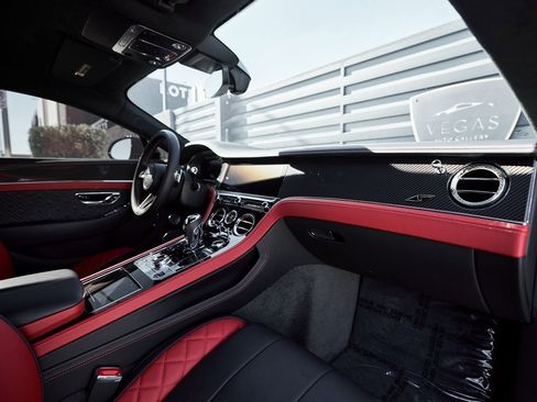 Used 2023 Bentley Continental GT S image 35
