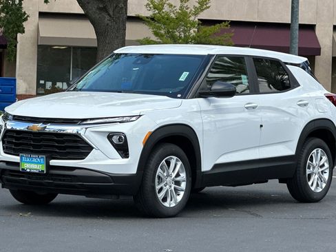 New 2026 Chevrolet TrailBlazer LS FWD image 7