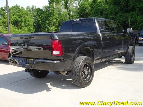 Used 2018 RAM 2500 Laramie w/ Sport Appearance Group AWD/4WD image 4