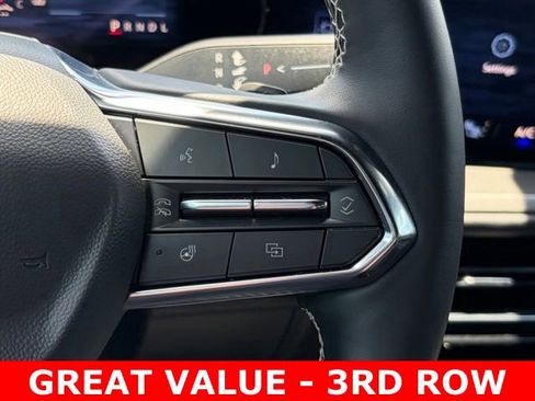 Used 2026 Chevrolet Traverse LT w/ Driver Confidence Package FWD image 22