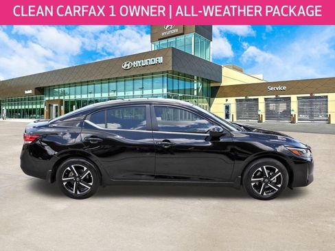Used 2025 Nissan Sentra SV w/ All-Weather Package FWD image 4