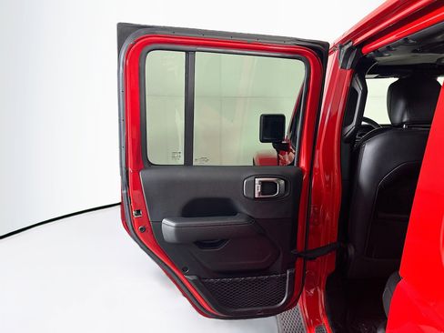 Used 2021 Jeep Wrangler Sahara w/ Dual Top Group image 27