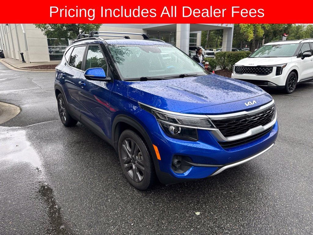 Certified 2023 Kia Seltos S w/ Navigation Package FWD image 1