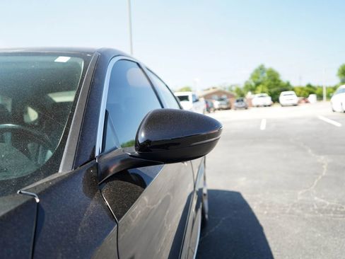 Used 2019 Honda Accord Touring image 23