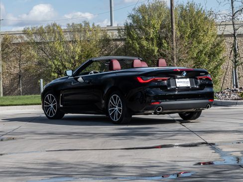 Certified 2023 BMW 430i Convertible w/ Premium Package image 3